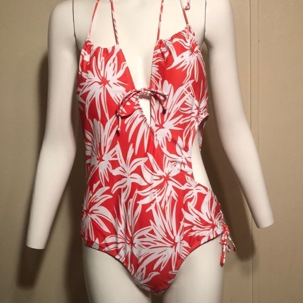 Loncoco Bathing Suit  - Picture 2 of 6